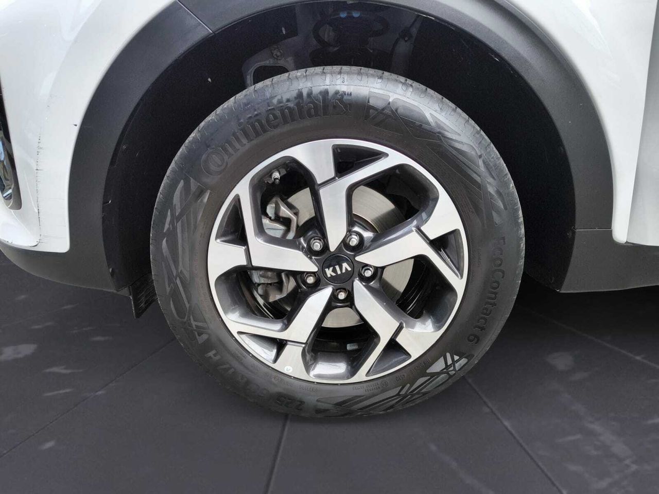 Kia Sportage 1.6 GDI DRIVE 4X2  132 CV  - Foto 2
