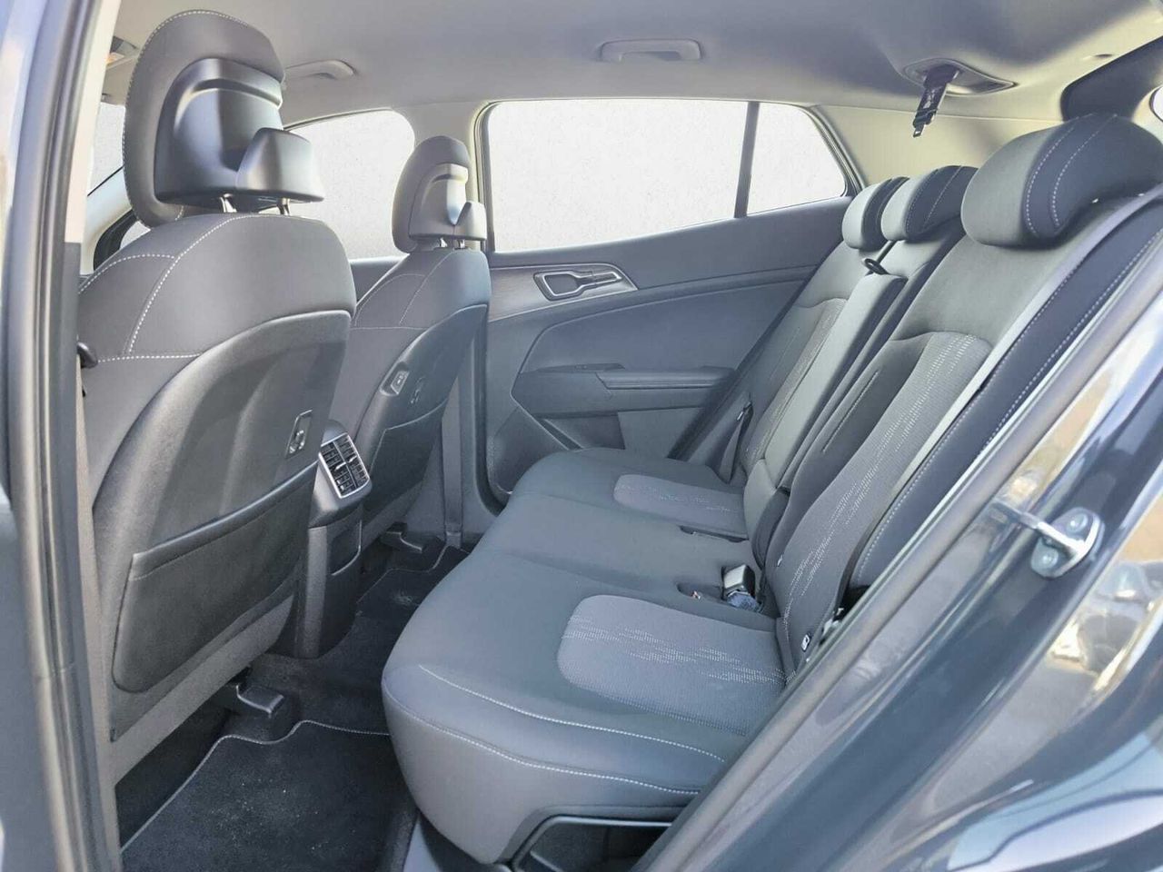 Kia Sportage 1.6 T-GDI DRIVE 160 CV 4X2  - Foto 2