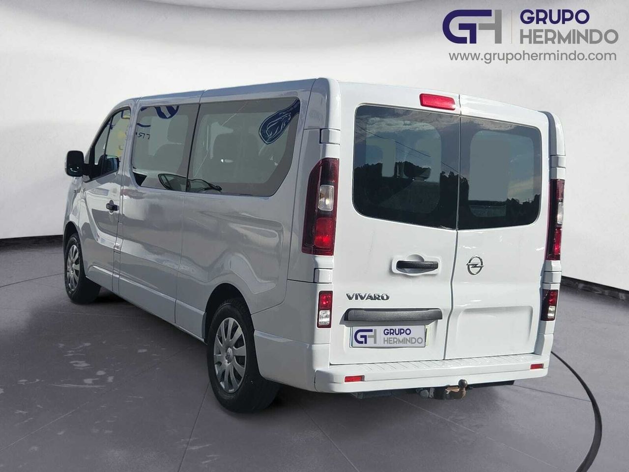 Opel Vivaro 1.6 CDTI INOX 92 KW 125 CV L2 2.9 T COMBI 9  - Foto 2