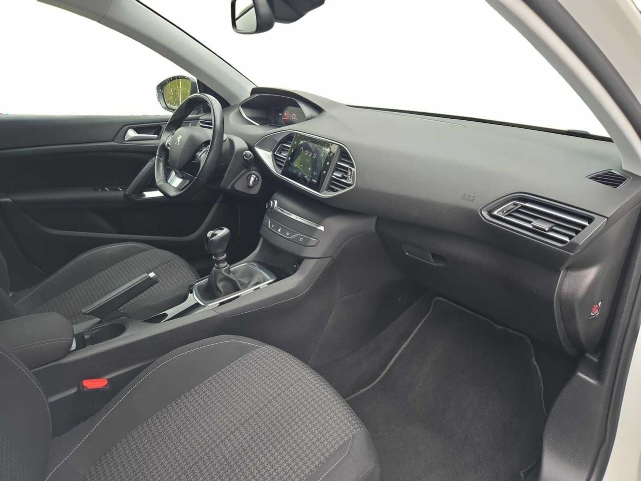 Peugeot 308 SW ACTIVE PACK BLUE HDI 130 CV  - Foto 2