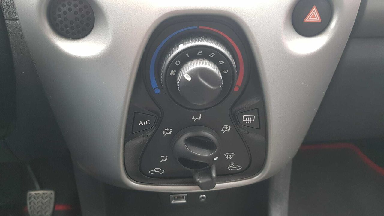 Toyota Aygo X CITE 1.0 70 CV  - Foto 2