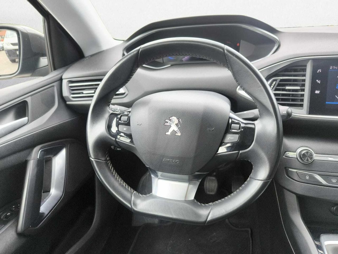 Peugeot 308 ACTIVE PACK BLUE HDI 100 CV  - Foto 2