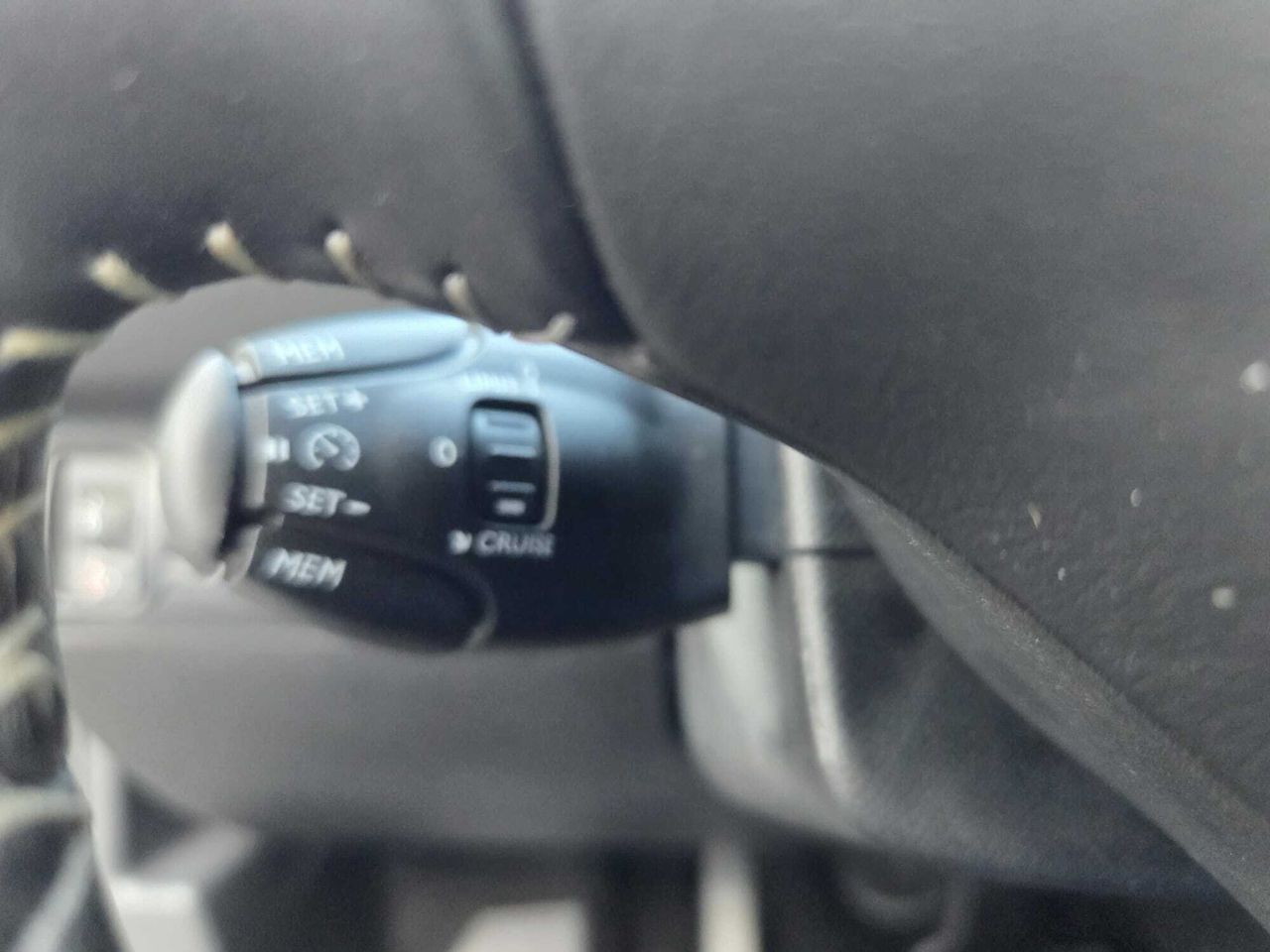 Peugeot 308 STYLE BLUE HDI 100 CV  - Foto 2