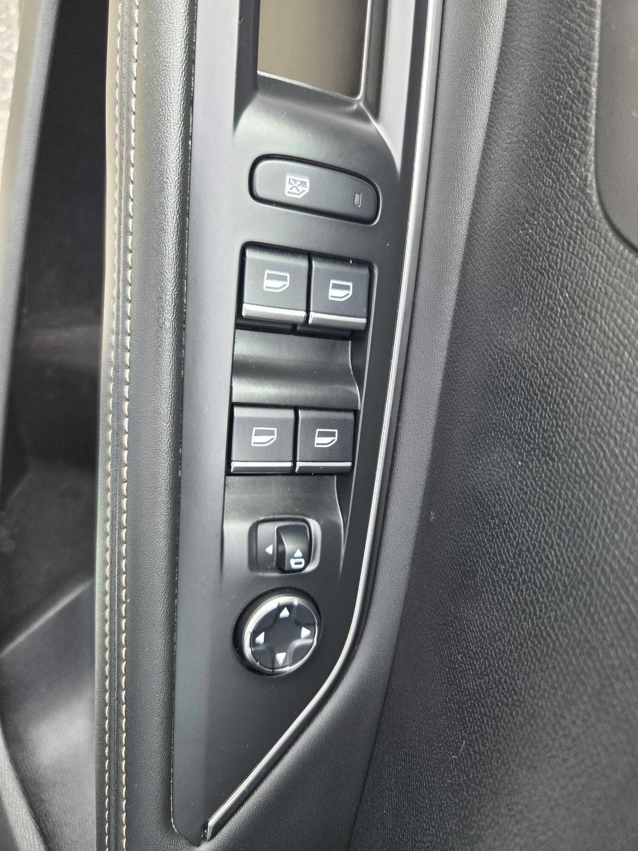 Peugeot 5008 GT BLUE HDI 130 CV EAT8  - Foto 2