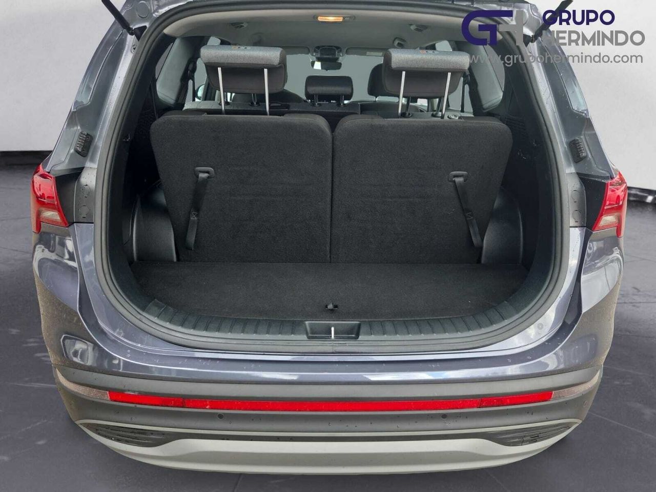 Hyundai Santa Fe 2.2 CRDI MAXX 194 CV DCT 7 PLAZAS  - Foto 2