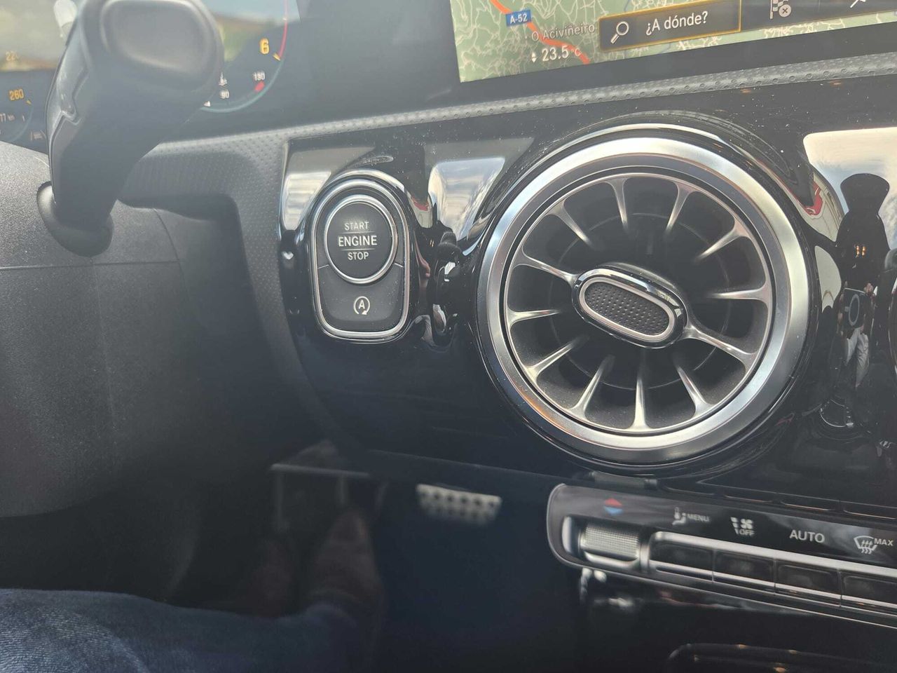 Mercedes CLA 200 D DCT AMG LINE + PAQ. PREMIUM + SMARTPHONE  - Foto 2
