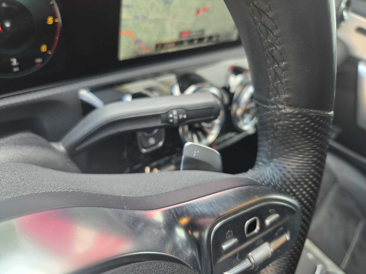 Mercedes CLA 200 D DCT AMG LINE + PAQ. PREMIUM + SMARTPHONE  - Foto 2