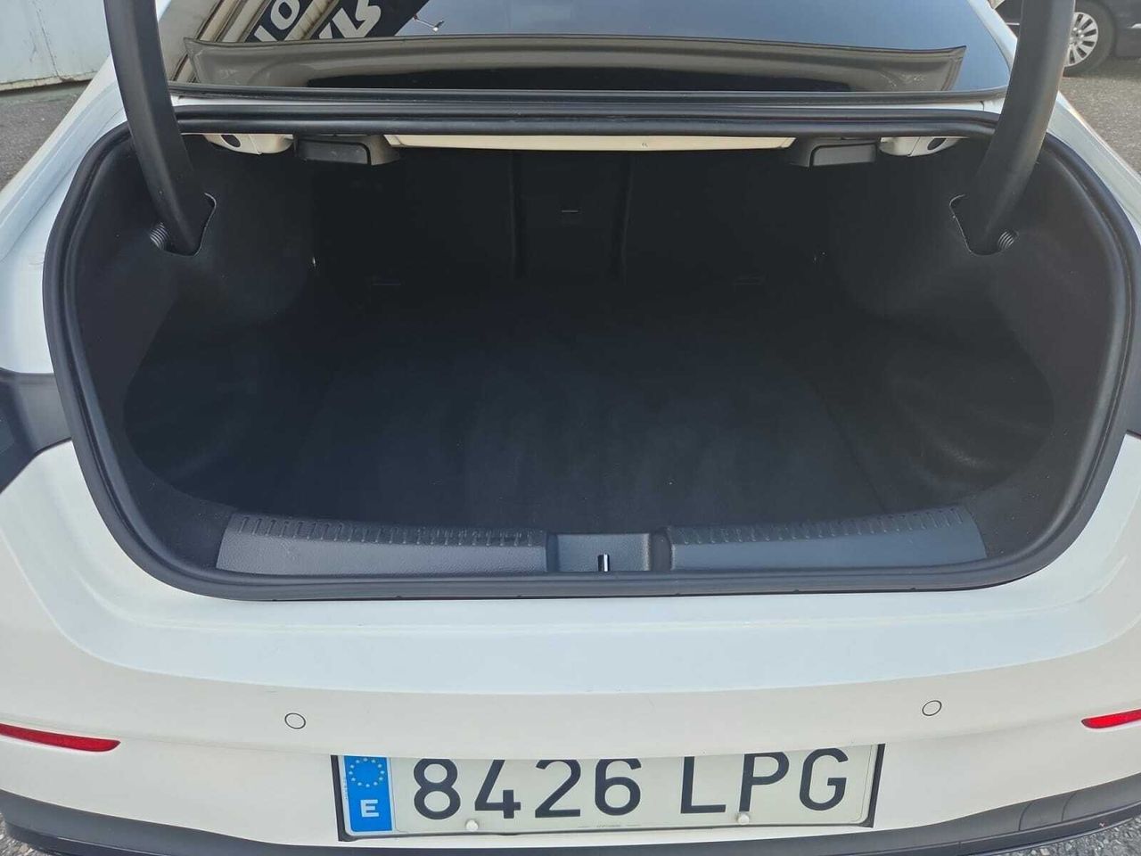 Mercedes CLA 200 D DCT AMG LINE + PAQ. PREMIUM + SMARTPHONE  - Foto 2