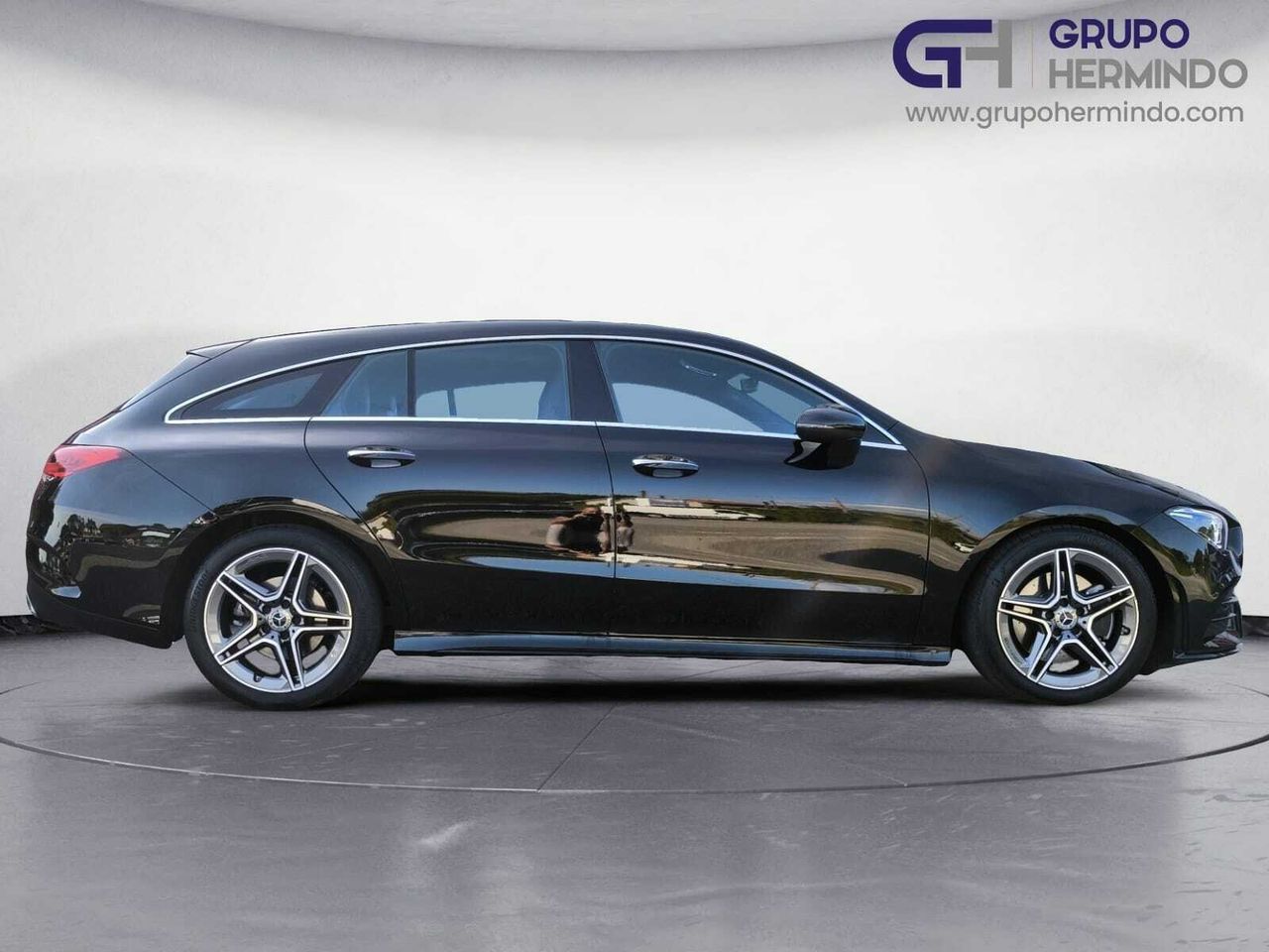 Mercedes CLA 200 D DCT SHOOTING BRAKE AMG LINE+PAQ PREMIUM+ SMARTPHONE  - Foto 2