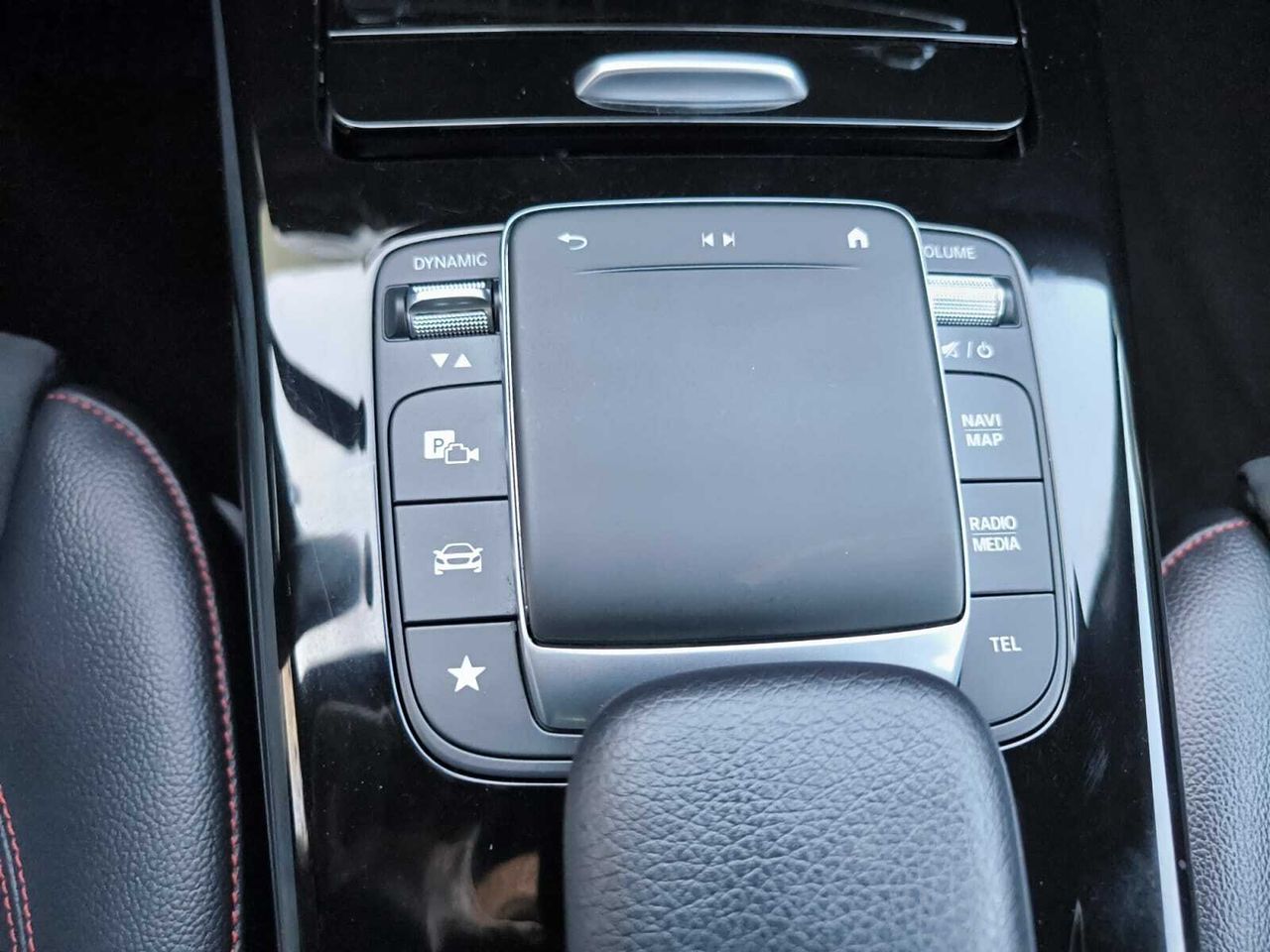 Mercedes CLA 200 D DCT SHOOTING BRAKE AMG LINE+PAQ PREMIUM+ SMARTPHONE  - Foto 2