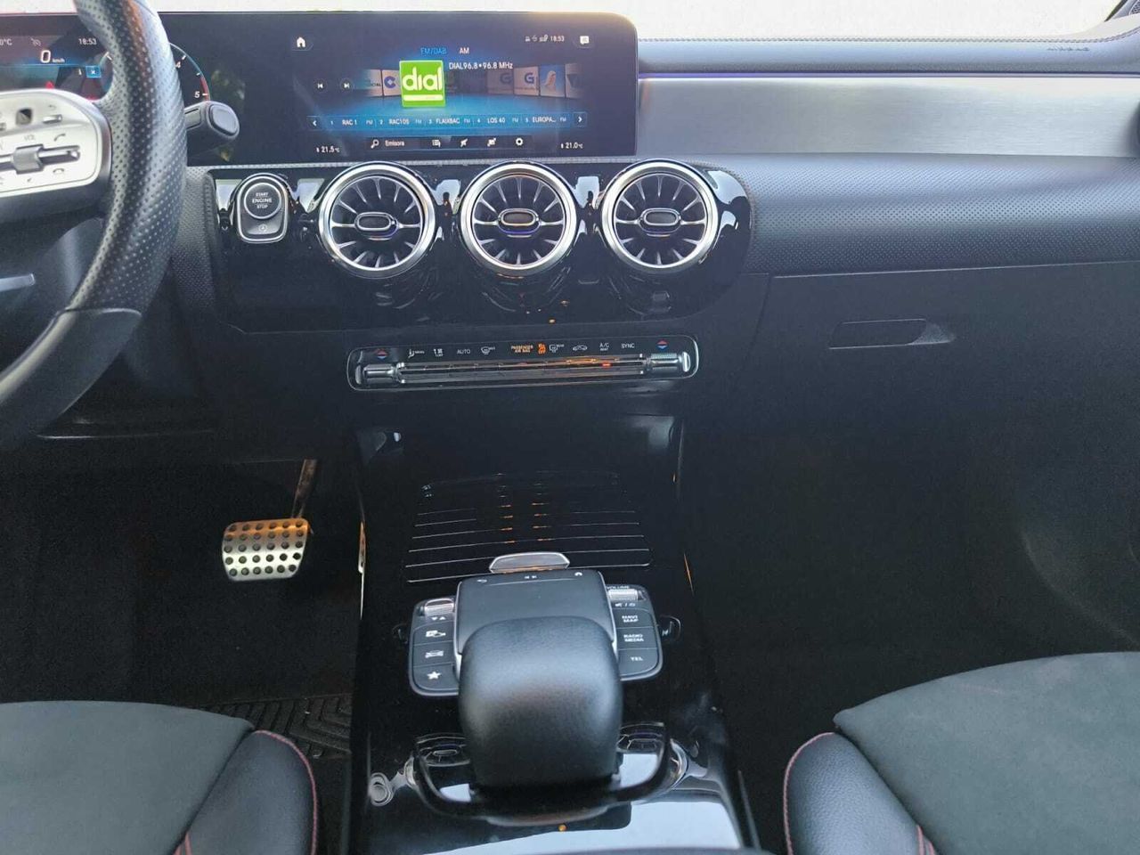 Mercedes CLA 200 D DCT SHOOTING BRAKE AMG LINE+PAQ PREMIUM+ SMARTPHONE  - Foto 2