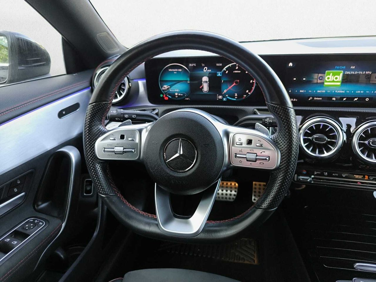 Mercedes CLA 200 D DCT SHOOTING BRAKE AMG LINE+PAQ PREMIUM+ SMARTPHONE  - Foto 2