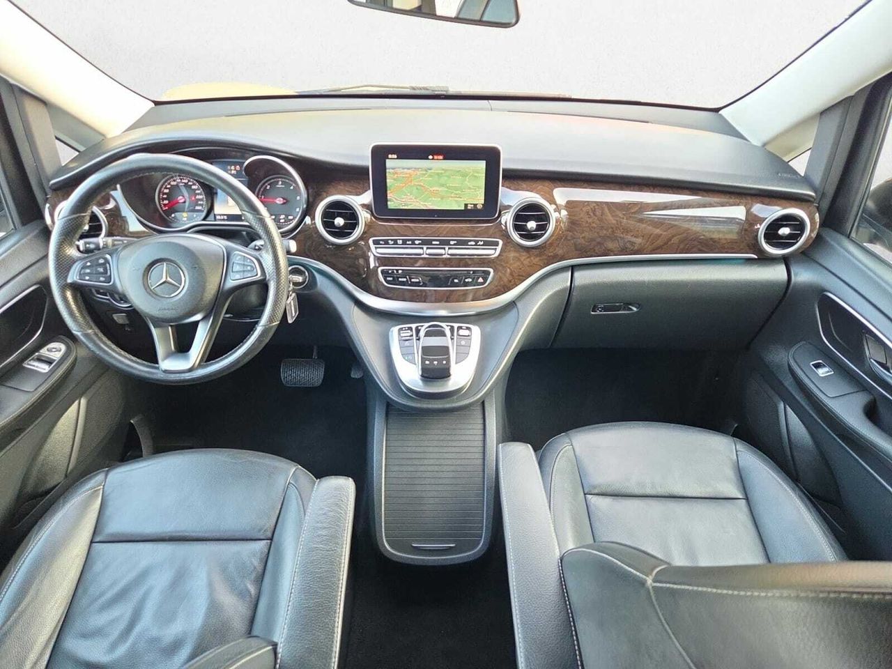 Mercedes Clase V 220 D AVANTGARDE LARGO 7 G 8 PLAZAS  - Foto 2