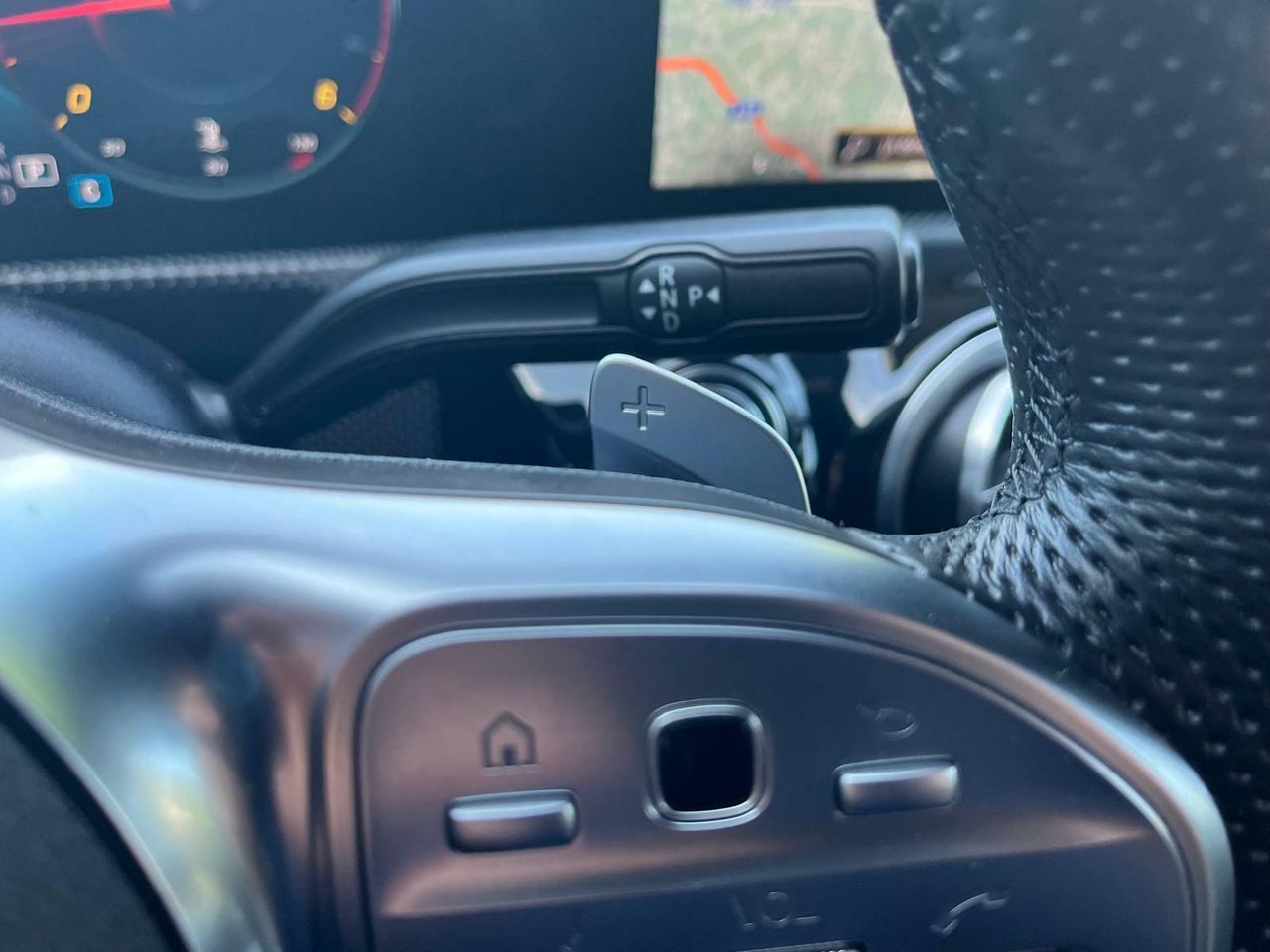 Mercedes CLA SHOOTING BRAKE 200 D DCT AMG LINE  + PAQUETE PREMIUM+SMARTPHONE  - Foto 2