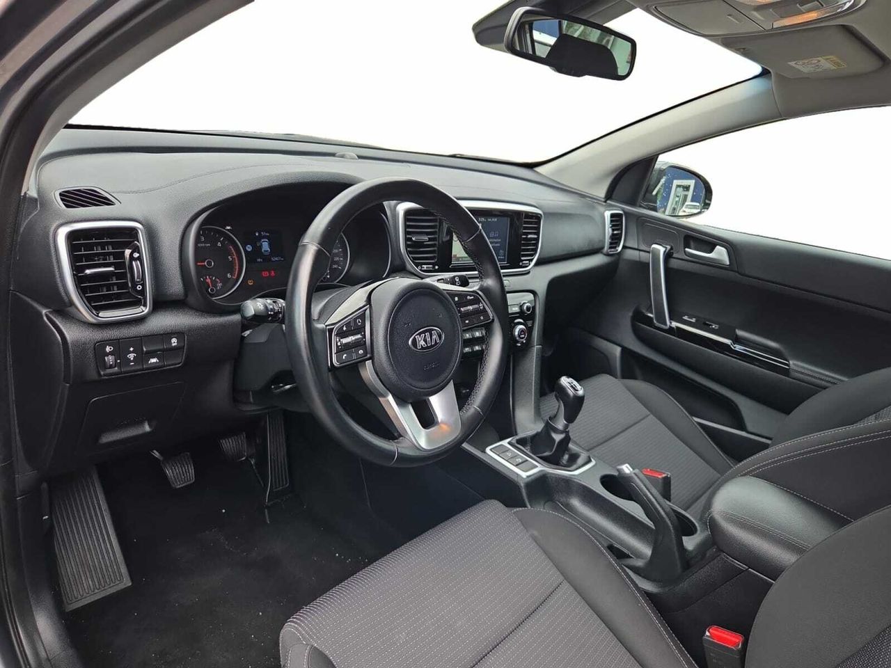 Kia Sportage 1.6 MHEV DRIVE 115 CV  - Foto 2