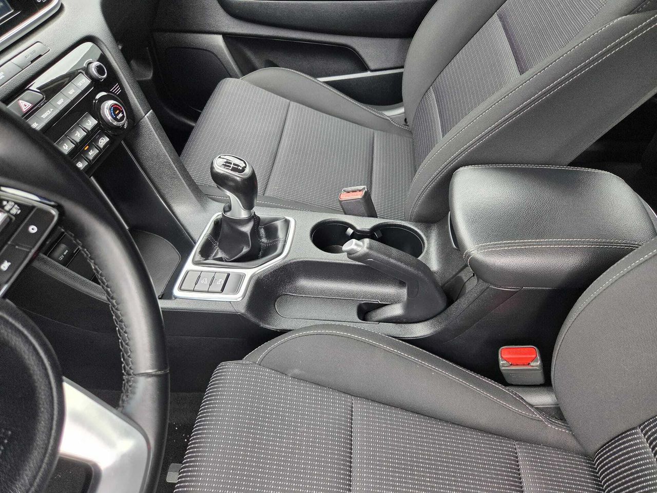 Kia Sportage 1.6 MHEV DRIVE 115 CV  - Foto 2