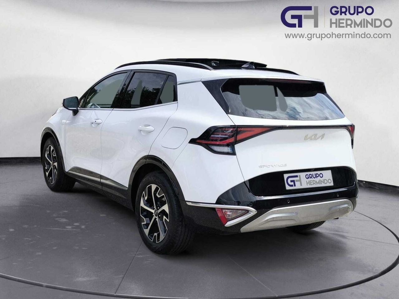 Kia Sportage 1.6 CRDI 136 CV MHEV TECH 4X2 TECHO  - Foto 2