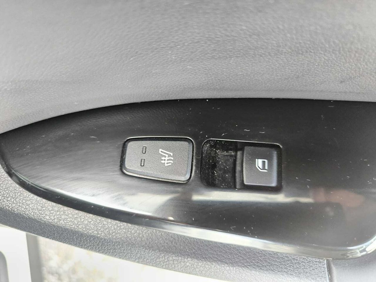 Kia Sportage 1.6 CRDI 136 CV MHEV TECH 4X2 TECHO  - Foto 2