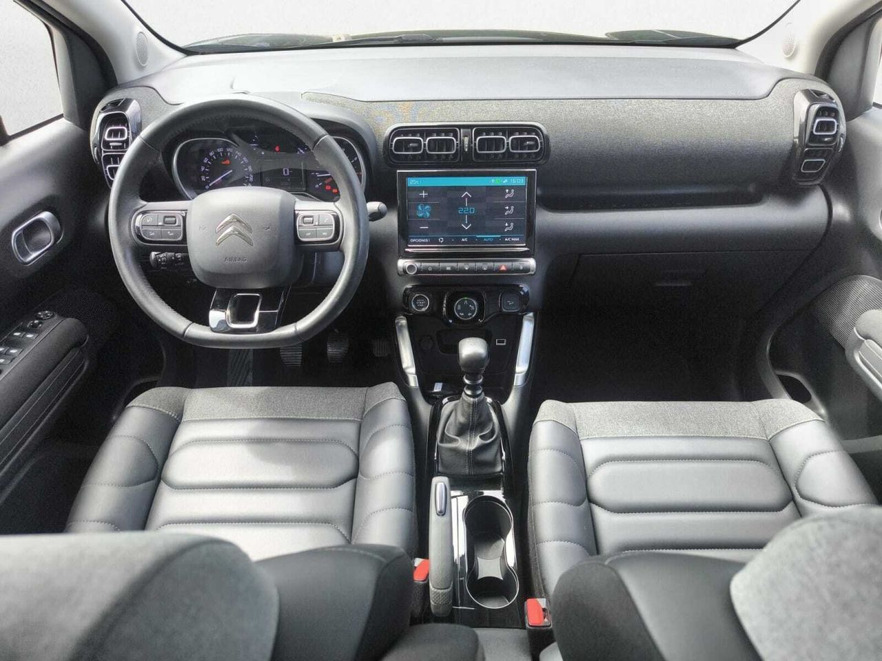 Citroën C3 Aircross BLUE HDI 110 CV SHINE  - Foto 2