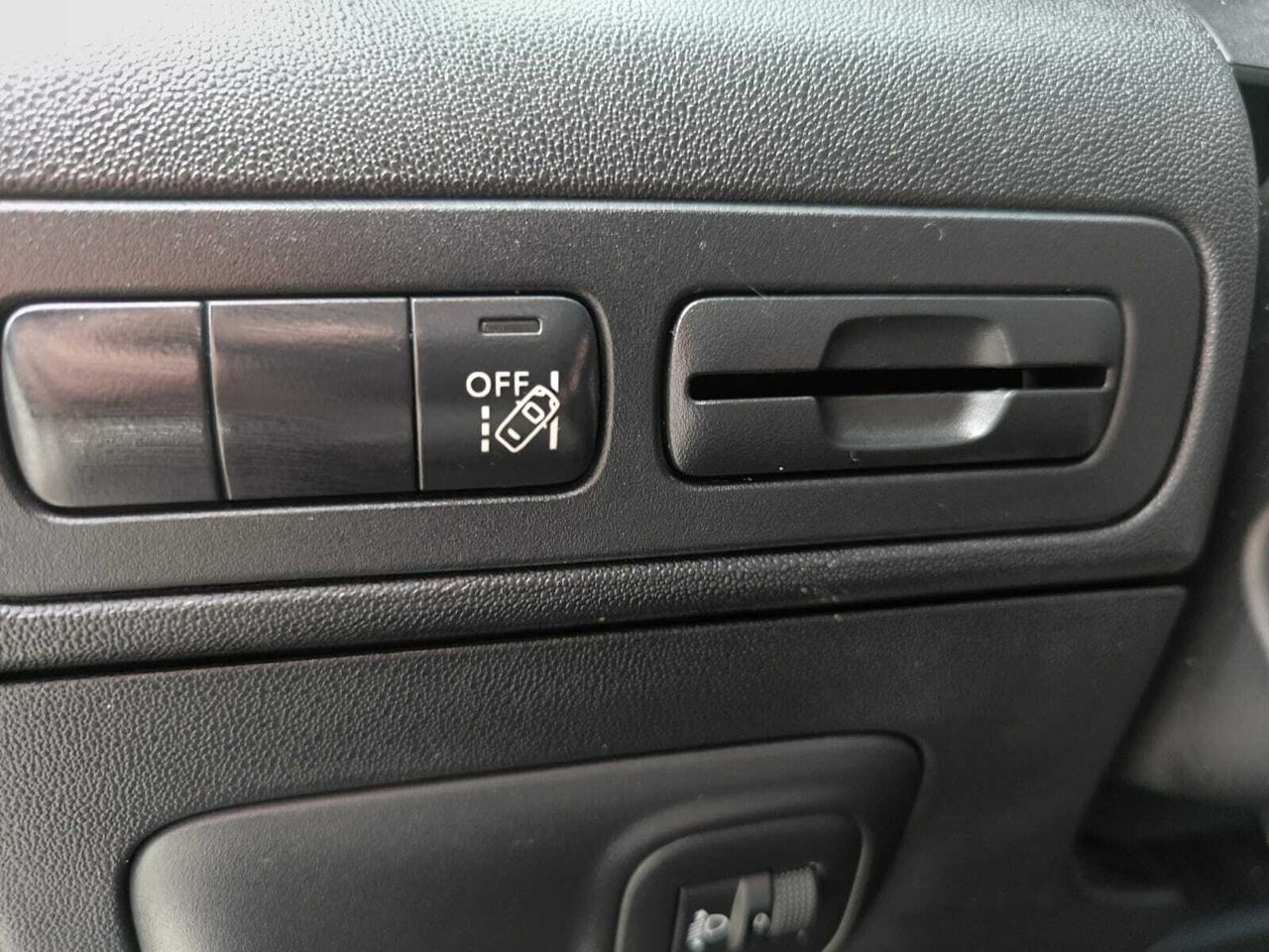 Citroën C3 Aircross BLUE HDI 110 CV SHINE  - Foto 2