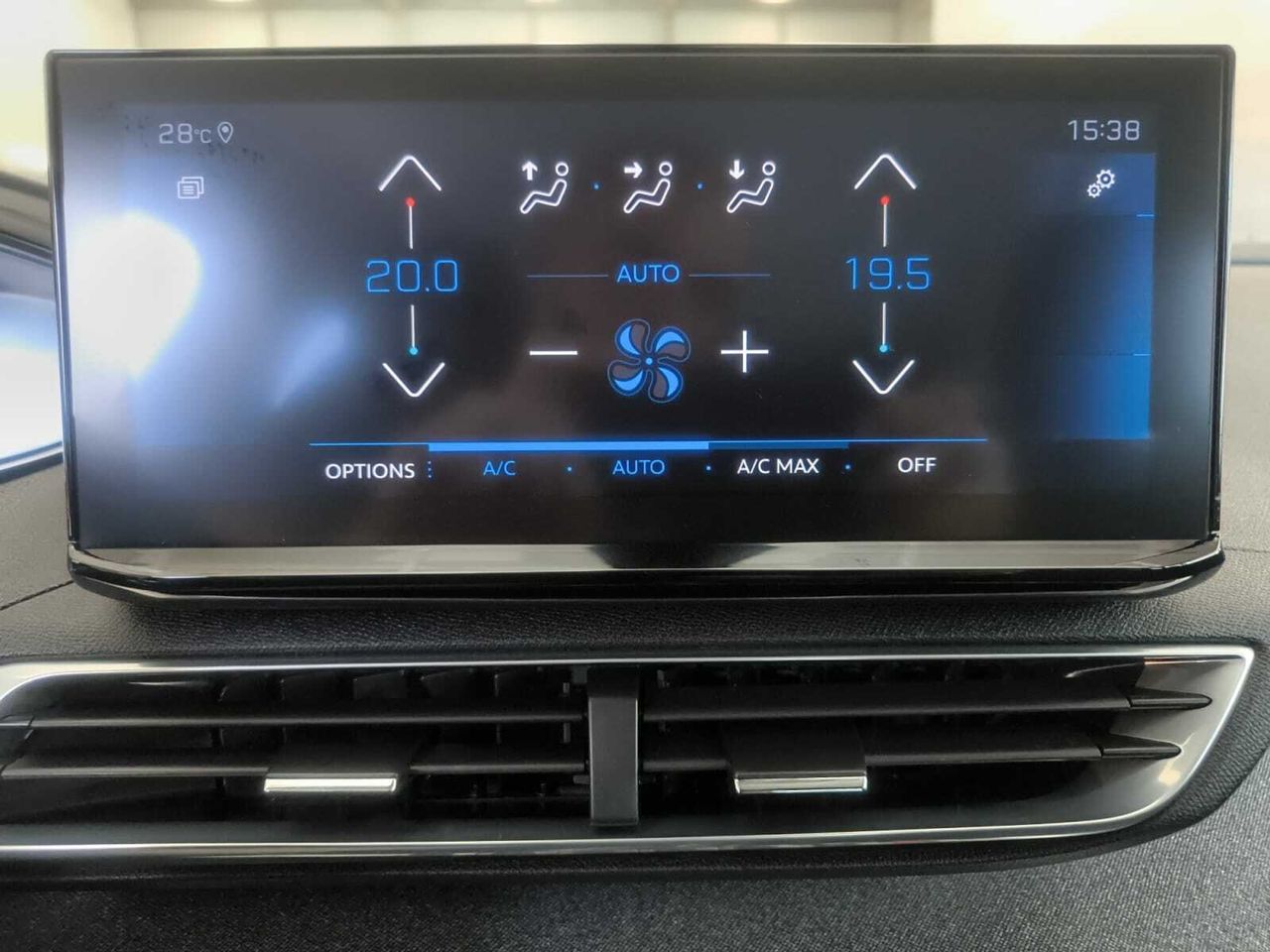 Peugeot 3008 ALLURE PACK BLUE HDI 130 CV EAT8  - Foto 2