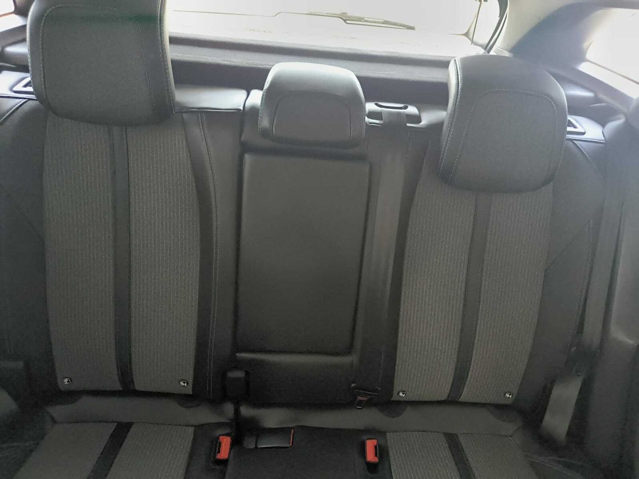 Peugeot 3008 ALLURE PACK BLUE HDI 130 CV EAT8  - Foto 2