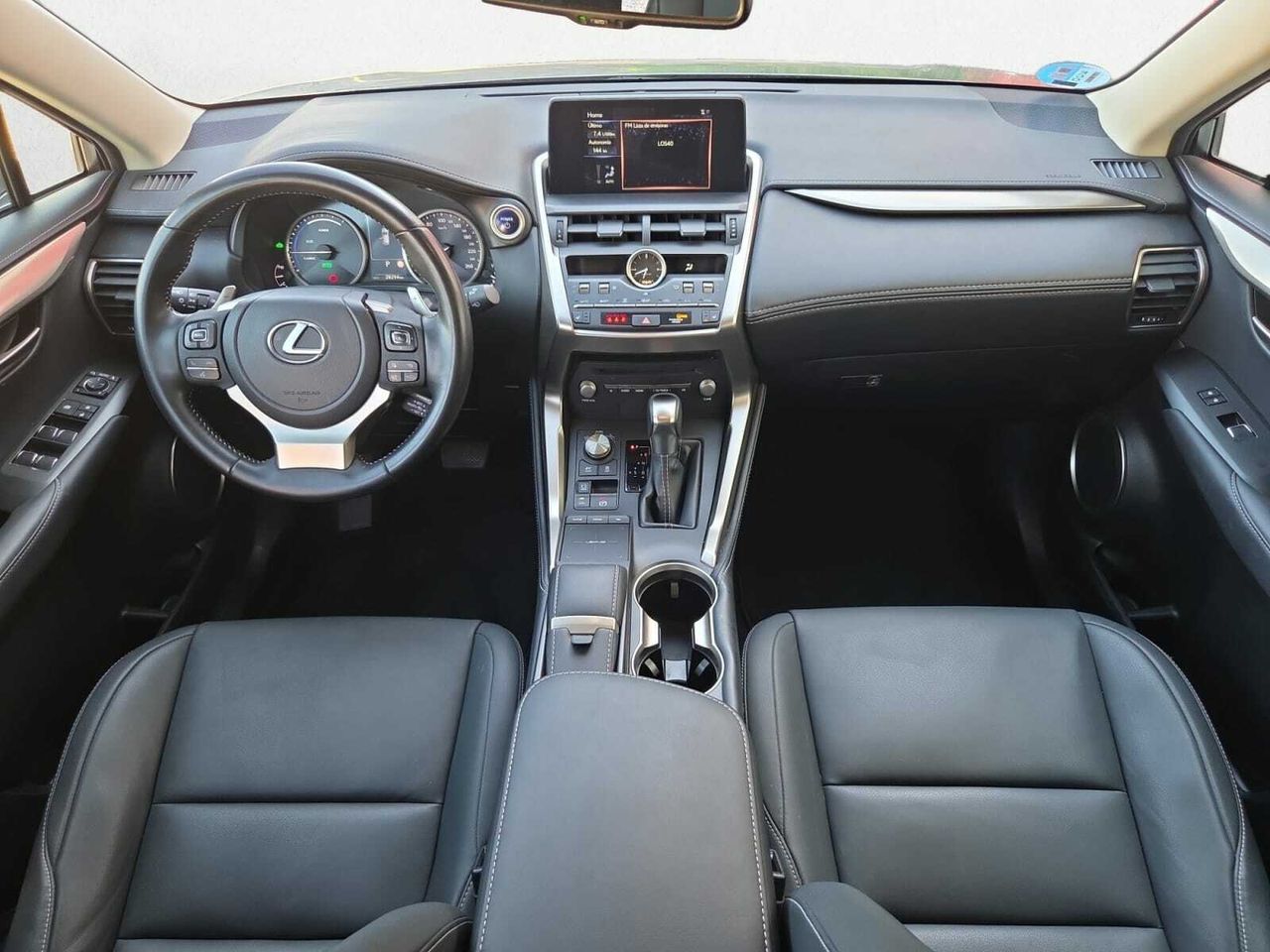 Lexus NX 2.2 300 H PREMIUM 2WD 197 CV AUT  - Foto 2