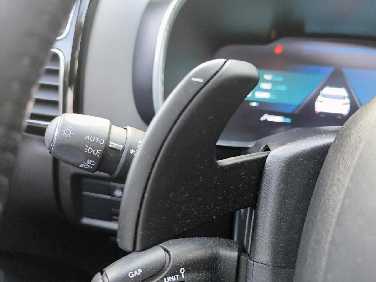 Citroën C5 Aircross HYBRID 225 e-EAT8 SHINE  - Foto 2