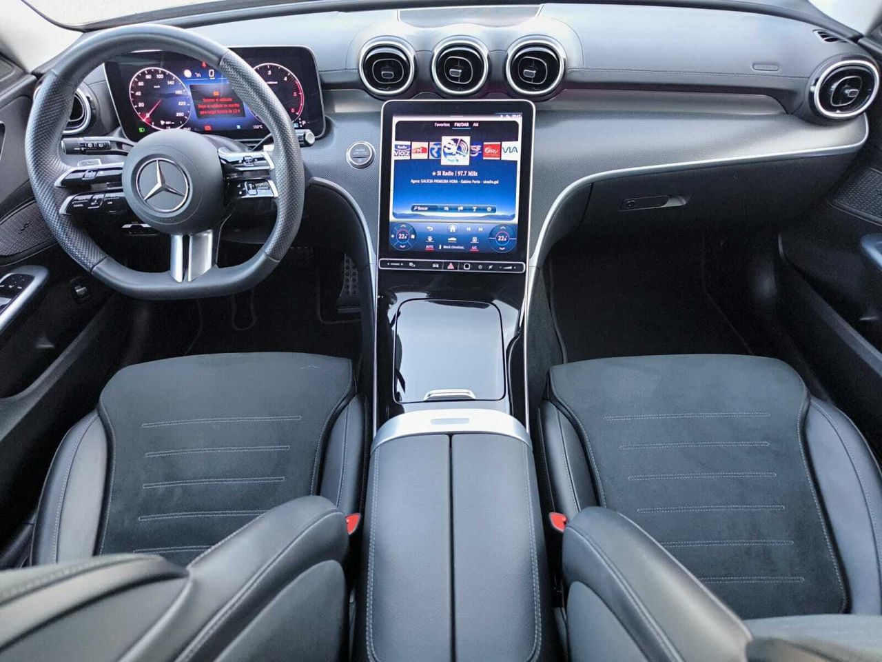 Mercedes Clase C 200 D ESTATE LINEA AMG  - Foto 2