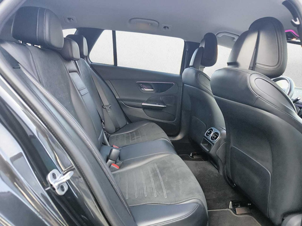 Mercedes Clase C 200 D ESTATE LINEA AMG  - Foto 2
