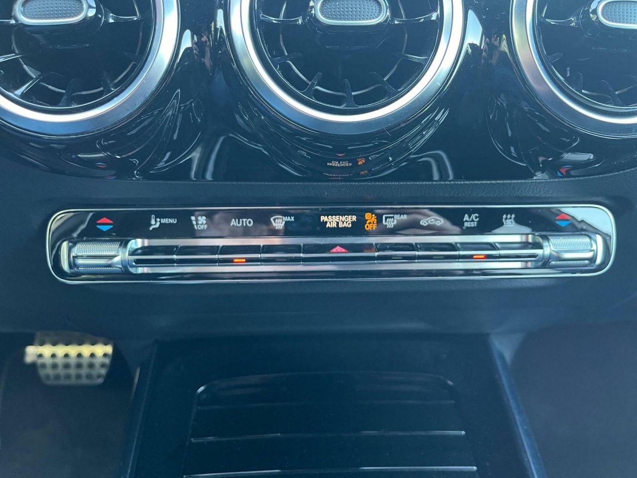 Mercedes GLA 250 e AMG LINE+PAQUETE ADVANTAGE+SMARTPHONE  - Foto 2