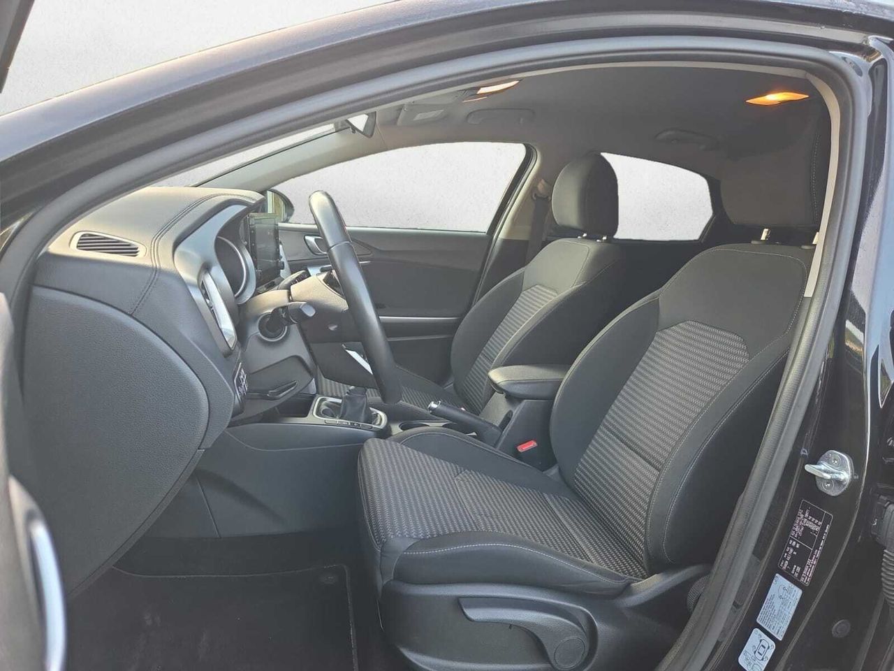 Kia XCeed 1.0 TGDI DRIVE 120 CV  - Foto 2