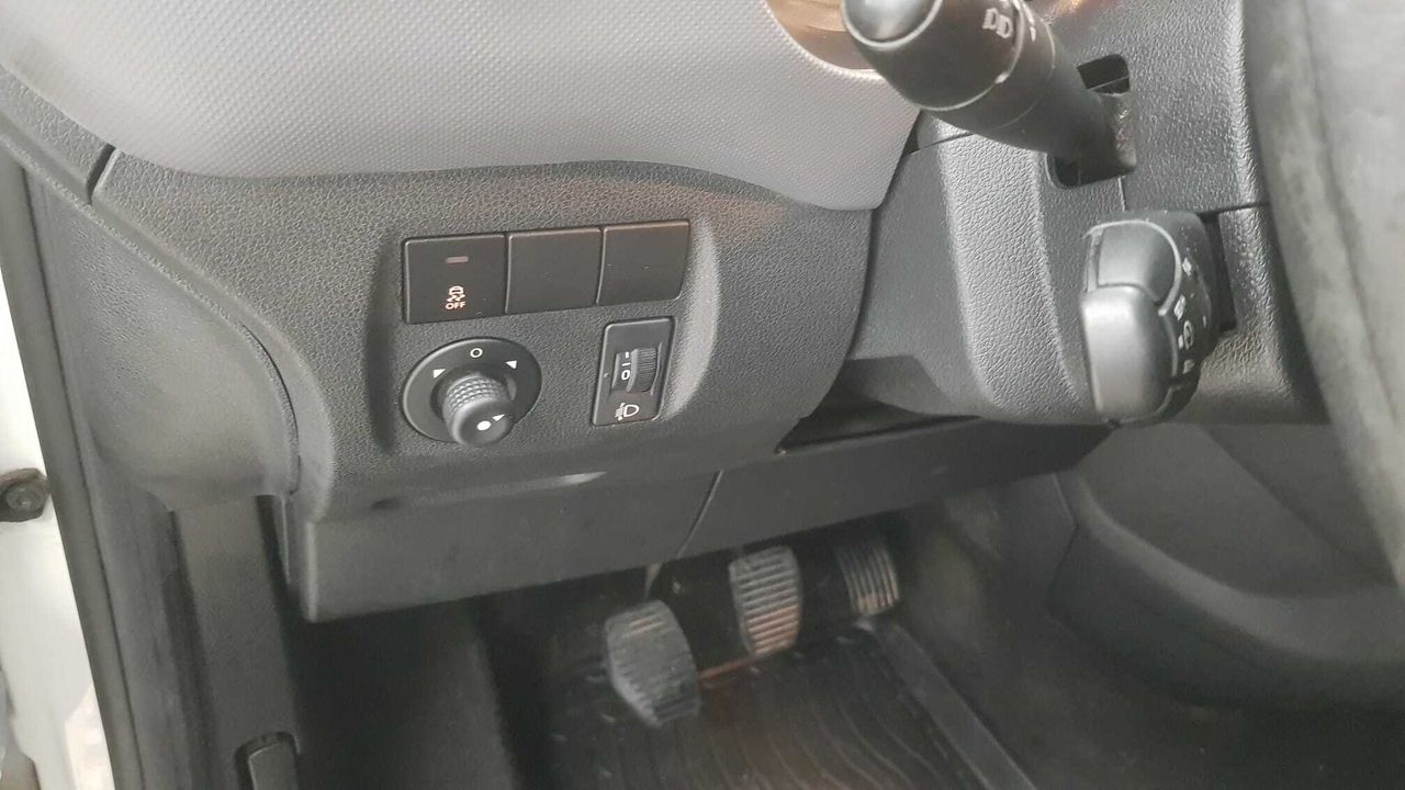 Citroën Berlingo 100 CV FG  - Foto 2