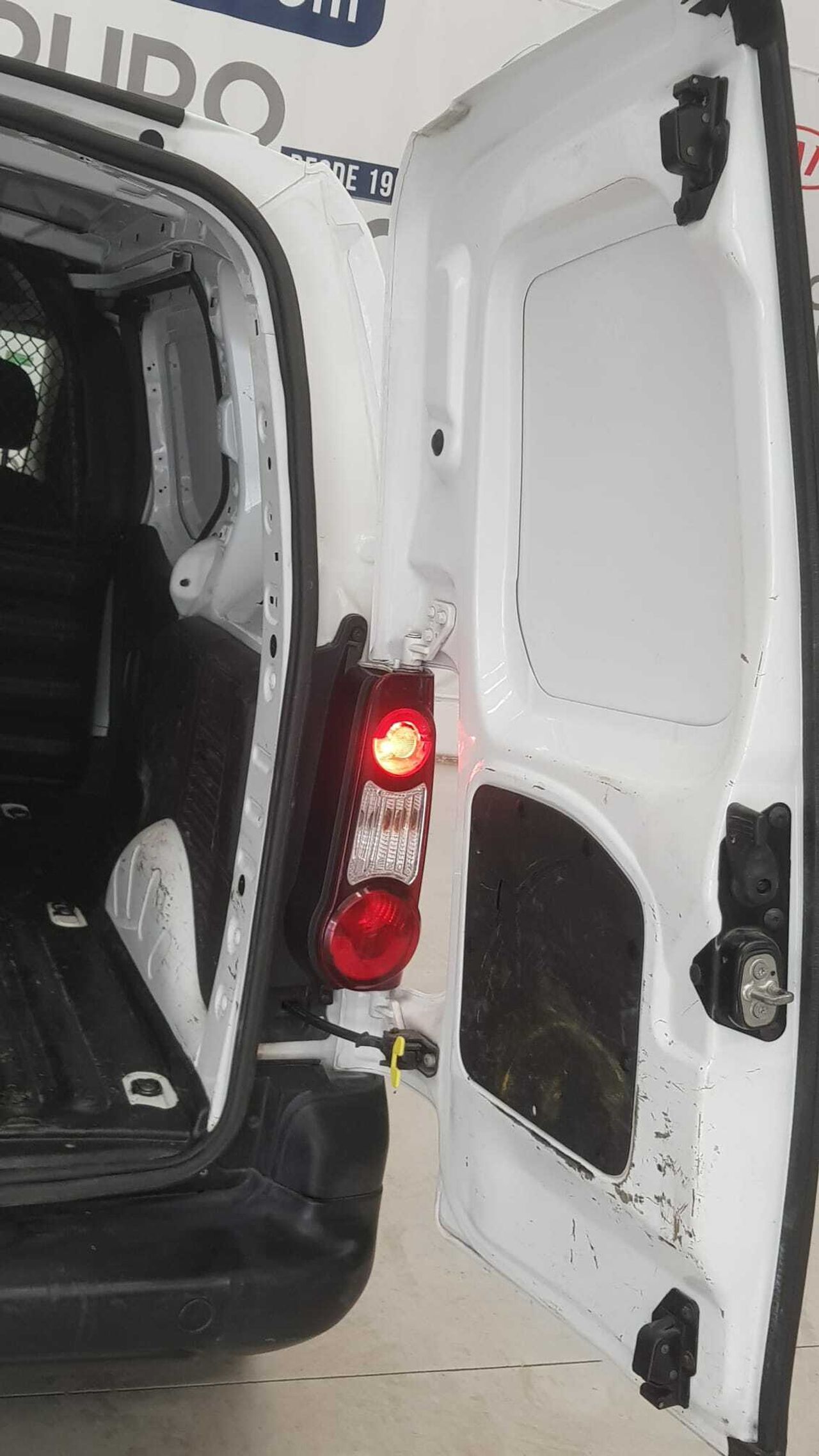 Citroën Berlingo 100 CV FG  - Foto 2