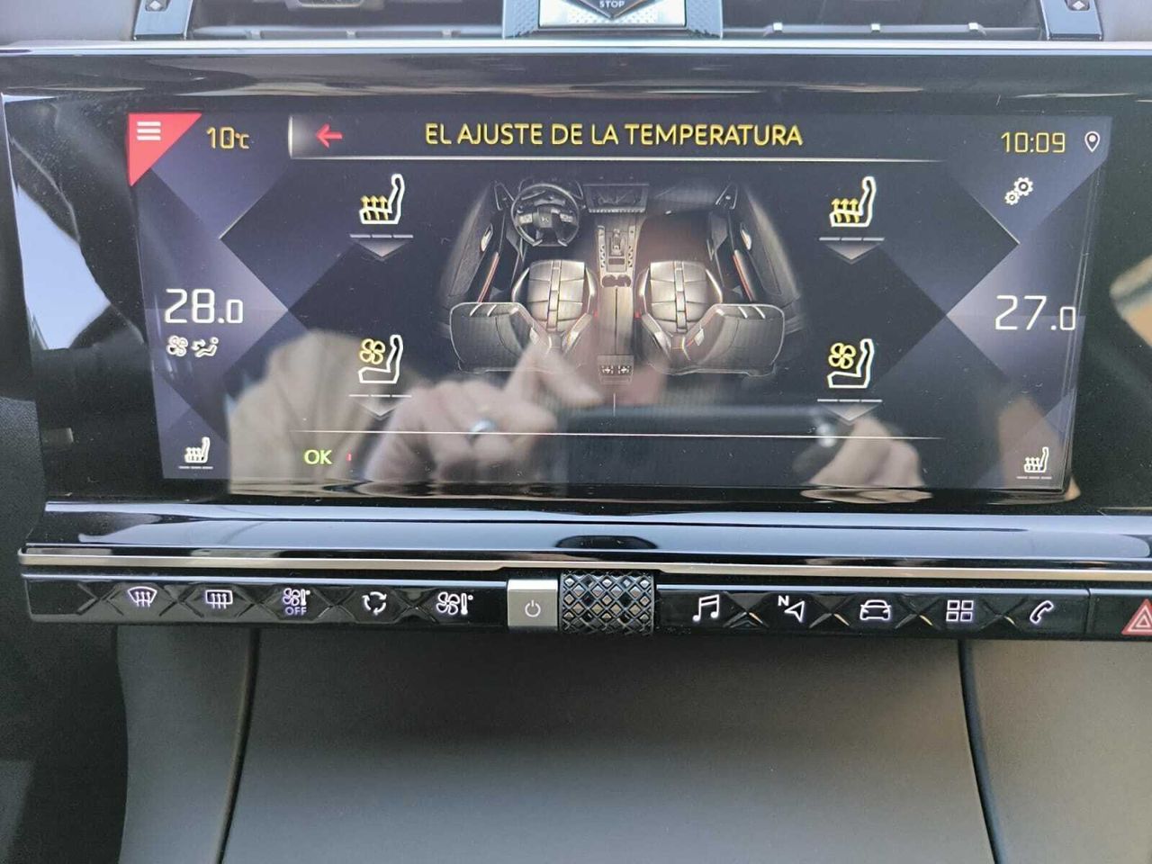DS Automobiles DS 7 CROSSBACK BLUE HDI 180 CV EAT8 LOUVRE  - Foto 2