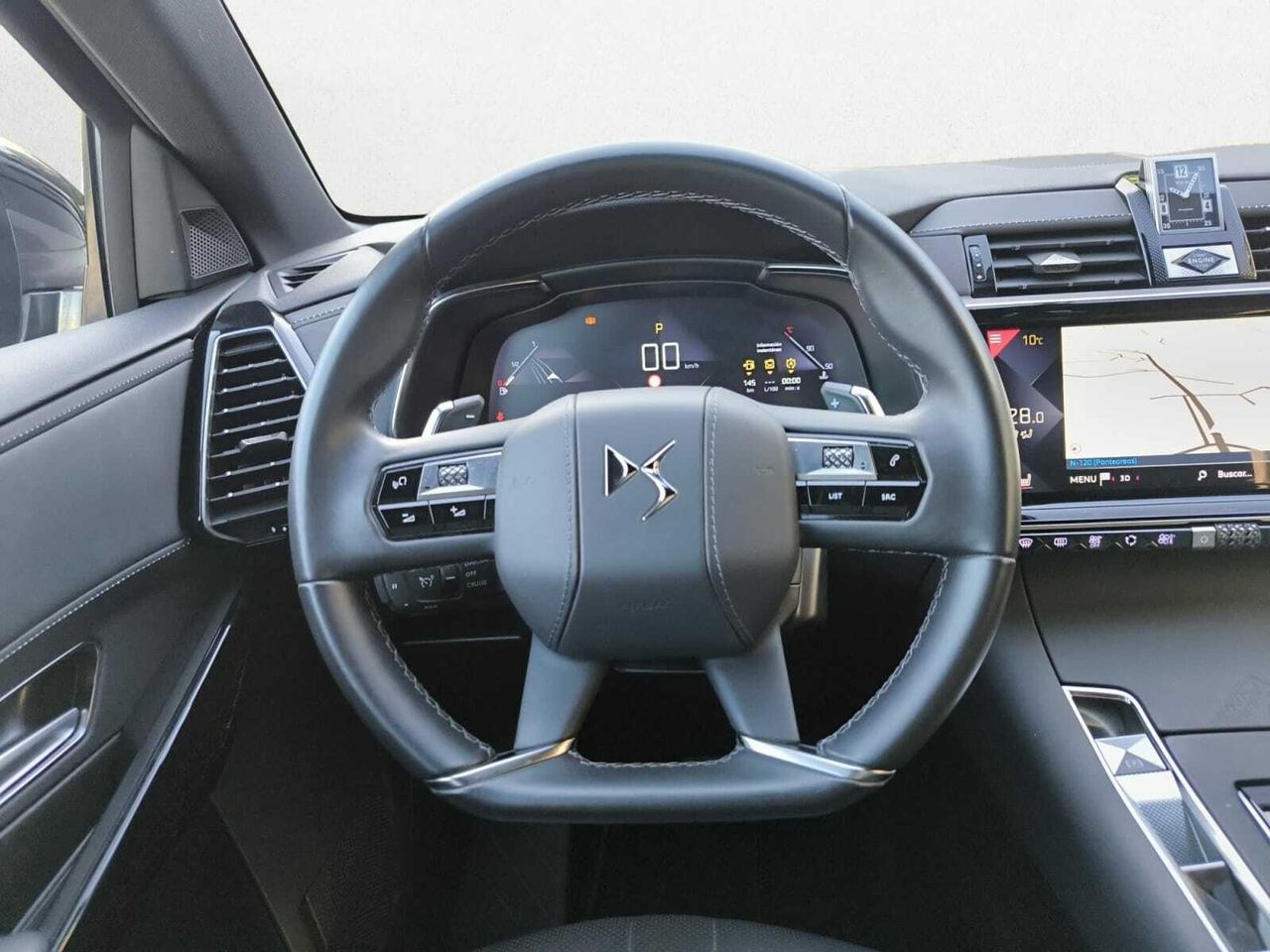 DS Automobiles DS 7 CROSSBACK BLUE HDI 180 CV EAT8 LOUVRE  - Foto 2