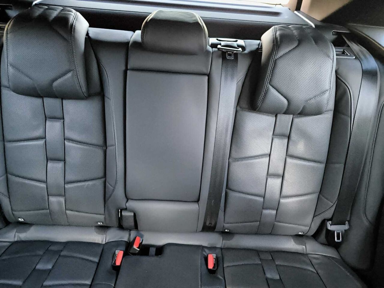 DS Automobiles DS 7 CROSSBACK BLUE HDI 180 CV EAT8 LOUVRE  - Foto 2