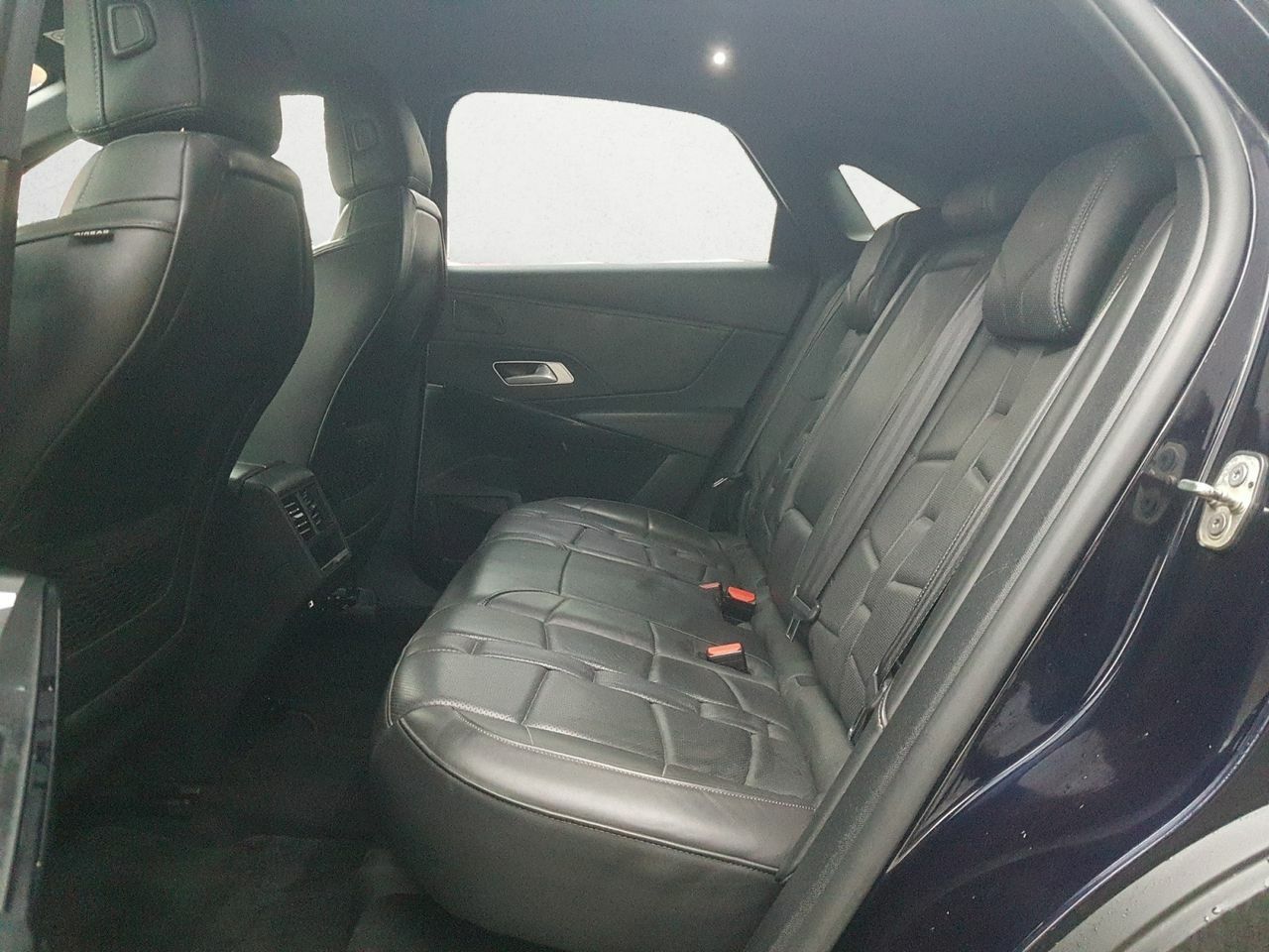 DS Automobiles DS 7 CROSSBACK BLUE HDI 180 CV EAT8 LOUVRE  - Foto 2
