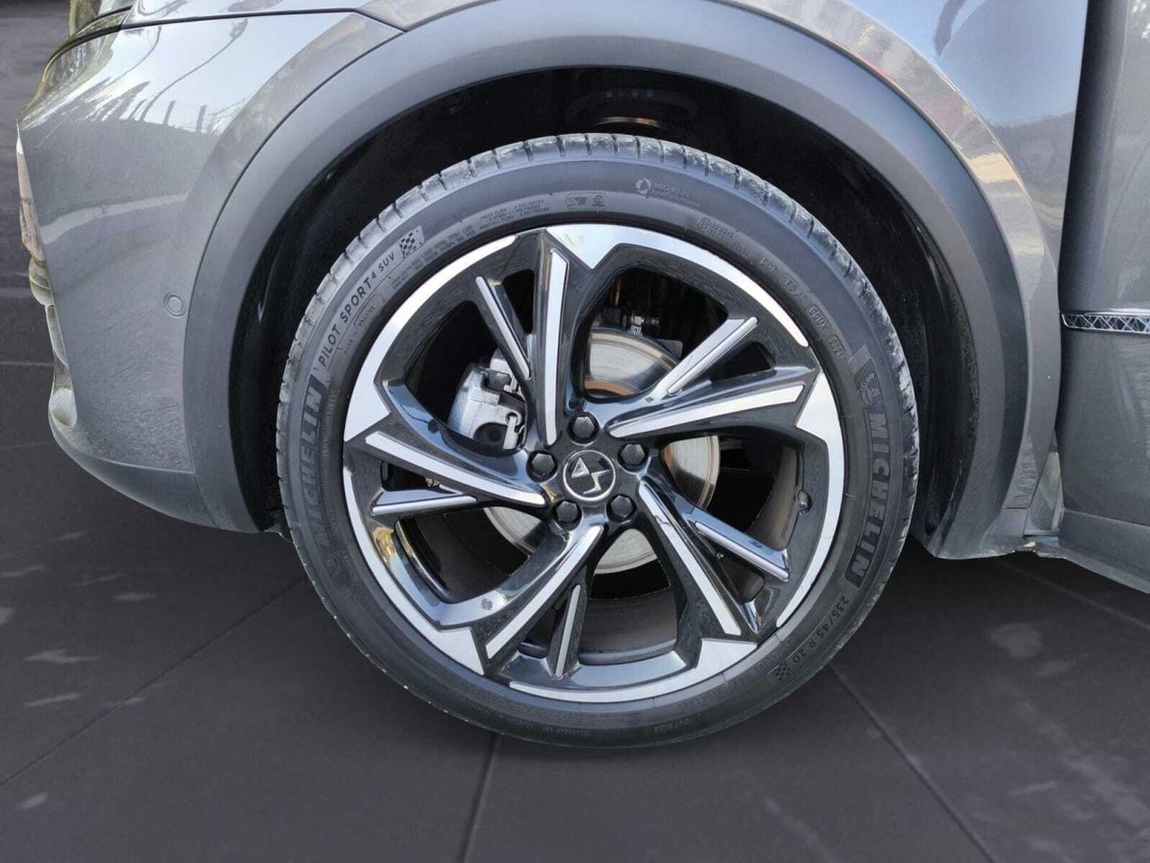 DS Automobiles DS 7 CROSSBACK BLUE HDI 180 CV EAT8 LOUVRE  - Foto 2