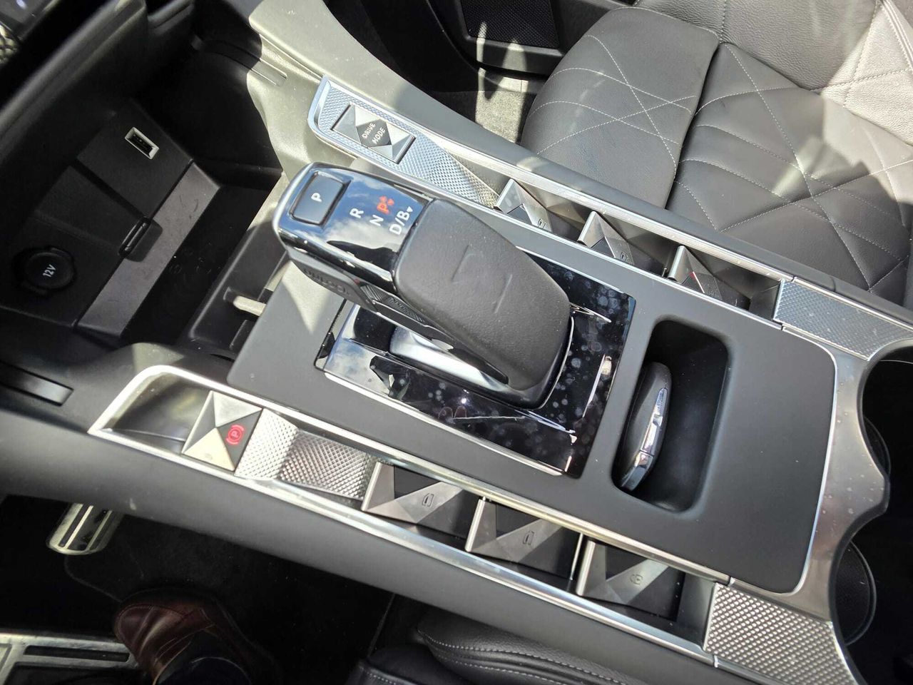 DS DS 7 CROSSBACK E TENSE 4X4 GRAND CHIC  - Foto 2