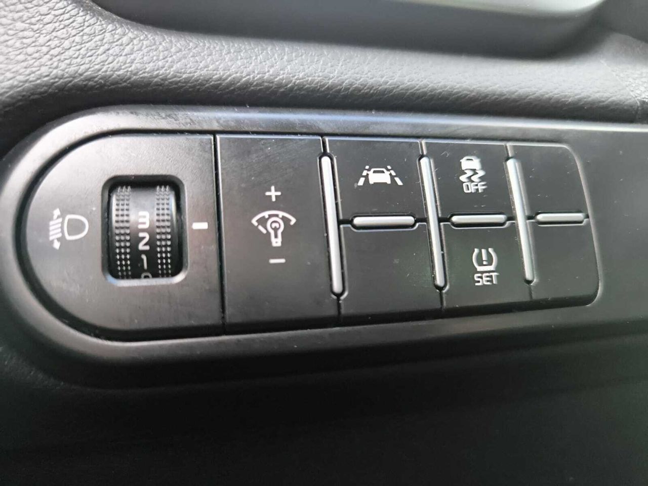 Kia XCeed 1.5 TGDI 160 CV CONCEPT  - Foto 2