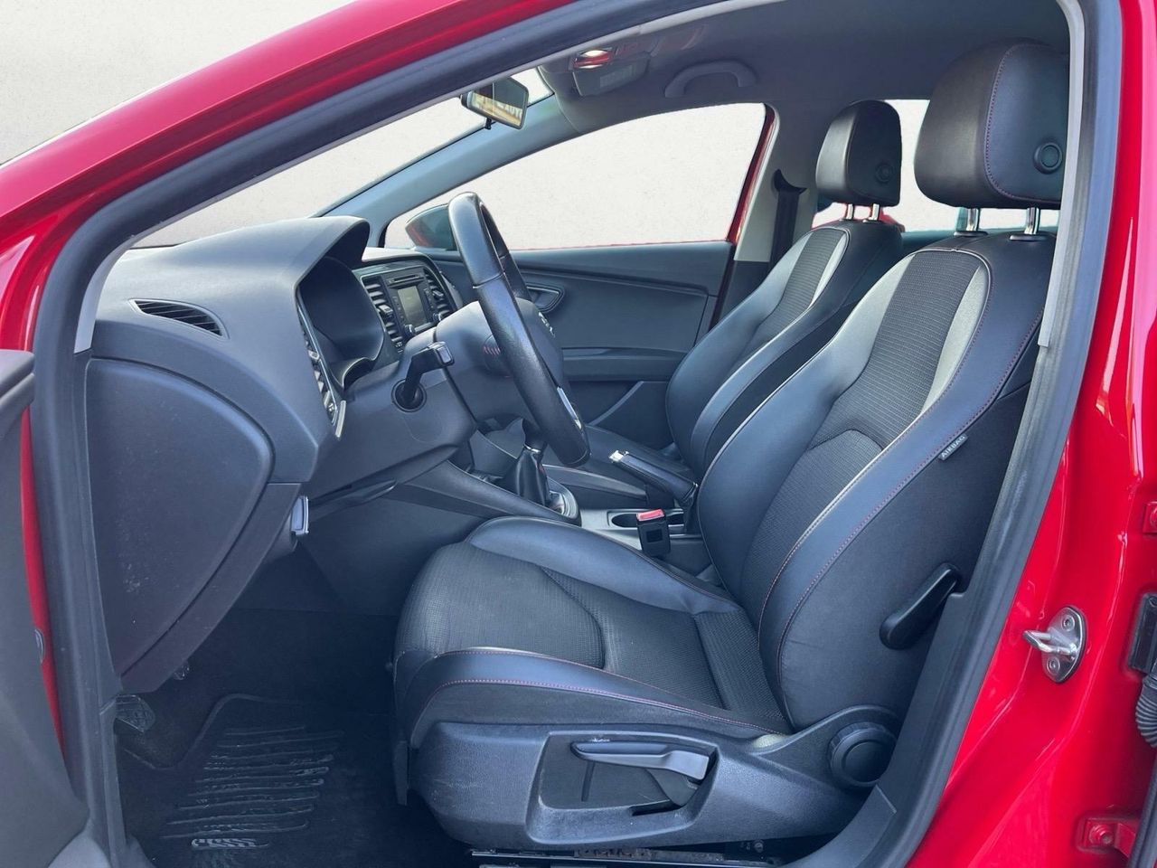 Seat Leon ST FR 2.0 184 CV  - Foto 2
