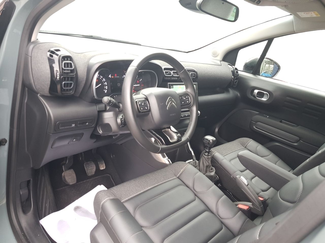 Citroën C3 Aircross BLUE HDI 110 CV SHINE  - Foto 2
