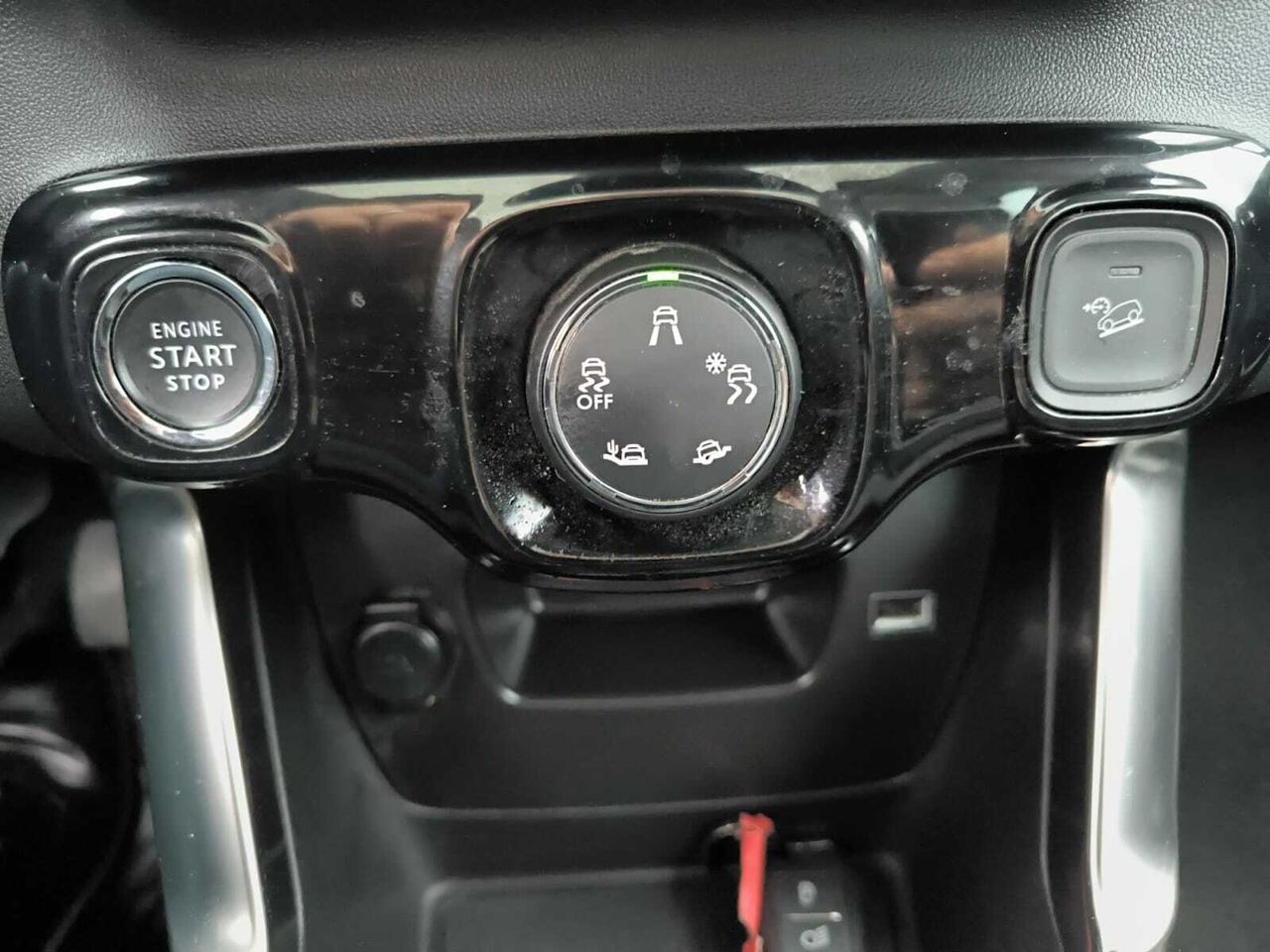 Citroën C3 Aircross BLUE HDI 110 CV SHINE PACK  - Foto 2