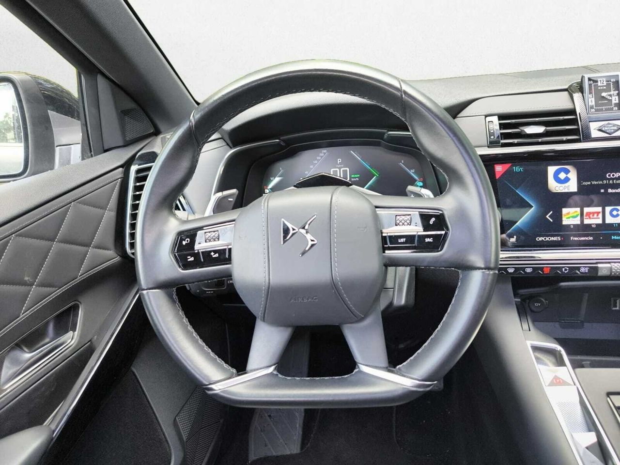 DS Automobiles DS 7 1.6 ETENSE 300 4X4 GRAND CHIC  - Foto 2