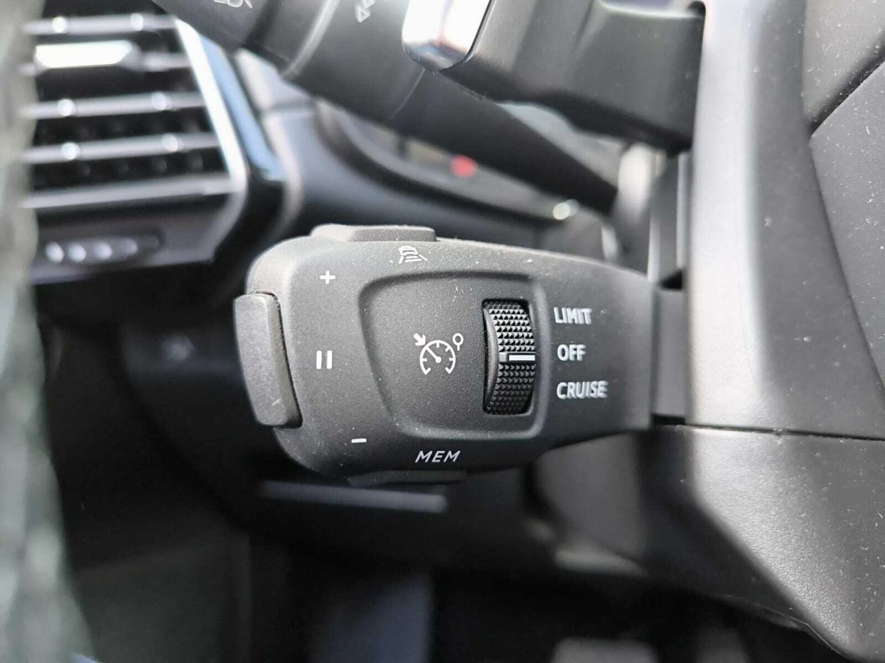 DS Automobiles DS 7 1.6 ETENSE 300 4X4 GRAND CHIC  - Foto 2