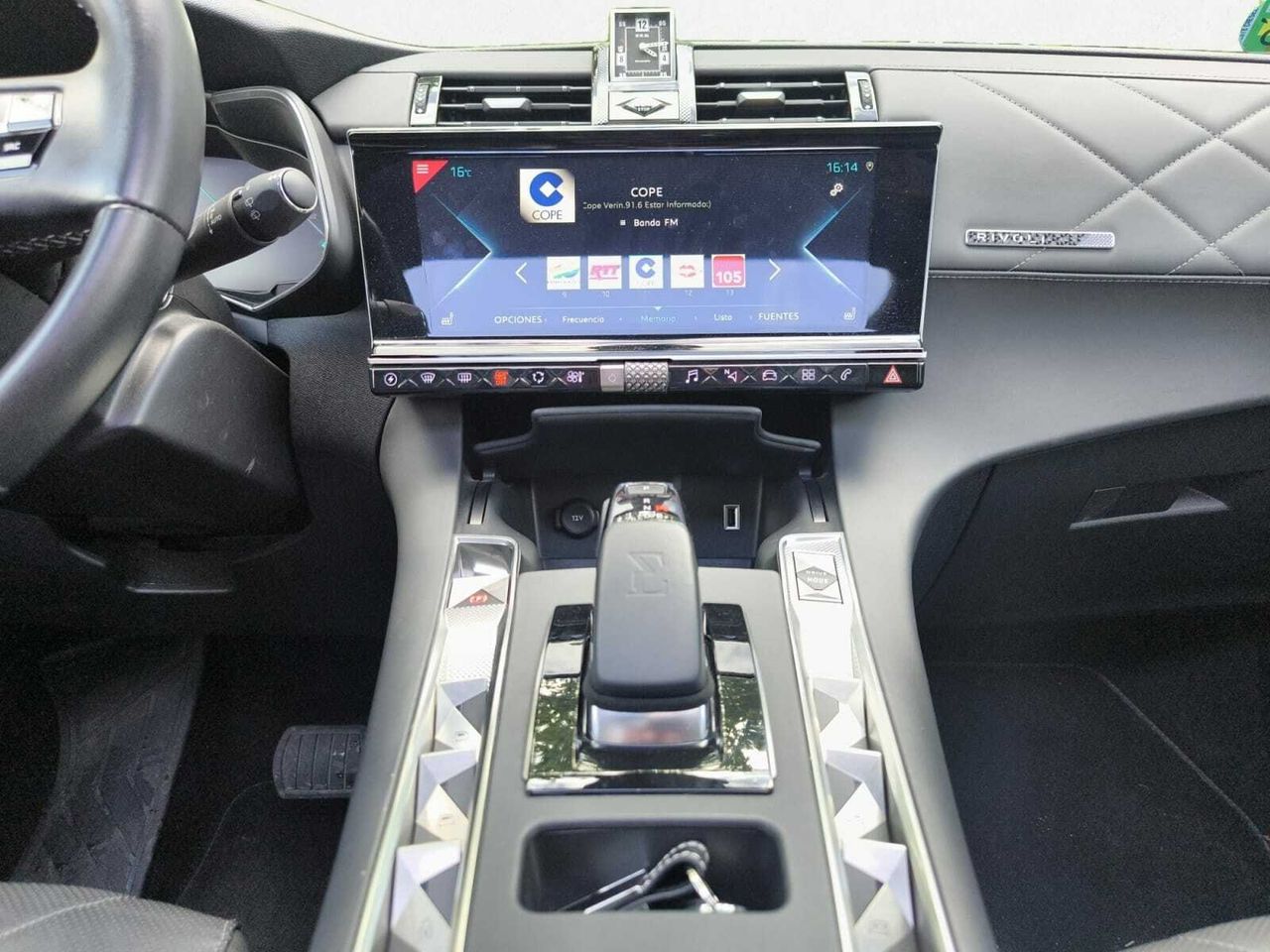 DS Automobiles DS 7 1.6 ETENSE 300 4X4 GRAND CHIC  - Foto 2