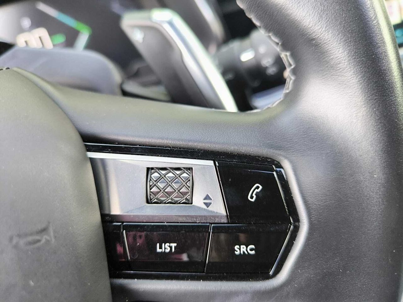 DS Automobiles DS 7 1.6 ETENSE 300 4X4 GRAND CHIC  - Foto 2