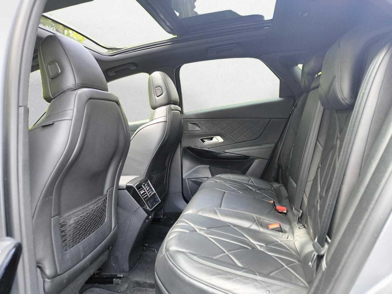 DS Automobiles DS 7 1.6 ETENSE 300 4X4 GRAND CHIC  - Foto 2