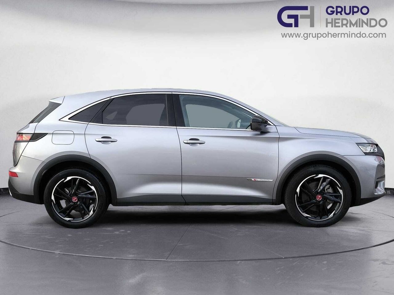 DS DS 7 CROSSBACK 1.6 ETENSE 300 PERF LINE AUTO 4WD 5P  - Foto 2